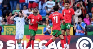 胡金秋独揽,篮板助力广,厦取胜浙江,世界杯小组赛,2026世界杯,小组赛赛程,球队分析,赛事预测